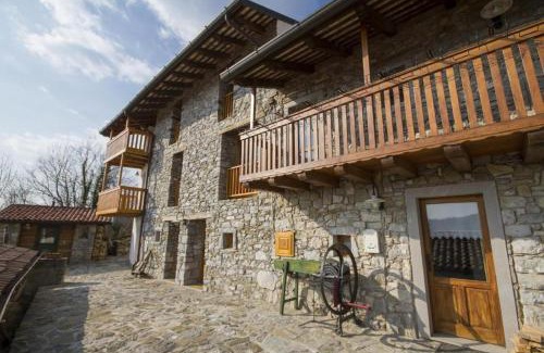 Oblizza Apartment | Casa Ursic Castello