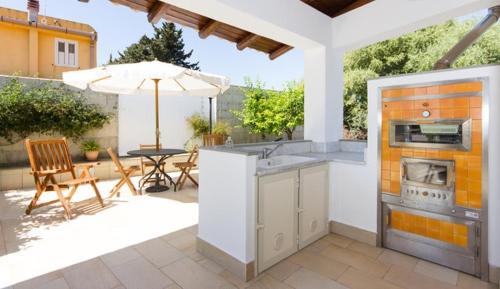 Arenella House | Casa Vacanza Arenella