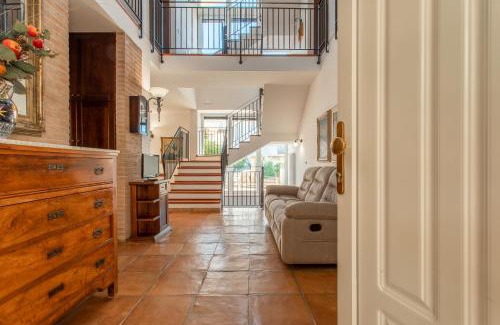 Pineto Villa | Casa Vacanza Villino dei Poeti