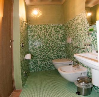 Riparbella House | Casa Vacanze "Casale al Pino"