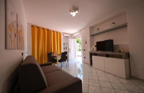 Ischia Porto House | Casa Vacanze Lantana