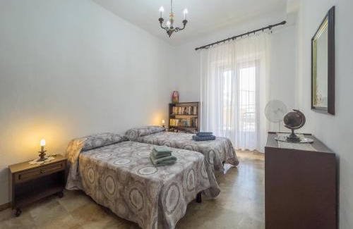 Loceri Apartment | [Casa Vacanze Mallela] Balcony, A/C & SmartTv