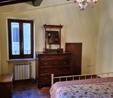 Montefalco Apartment | Casa vacanze Torre dell'orologio