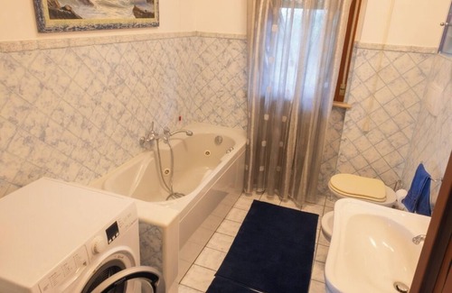 Grottammare Apartment | Casa Vacanze Vicino Mare e Servizi, Appartamento Elegante con Garage Privato