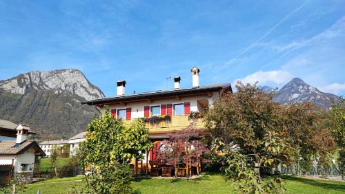 Sospirolo House | Casa Val del Mis - con vista su grande giardino
