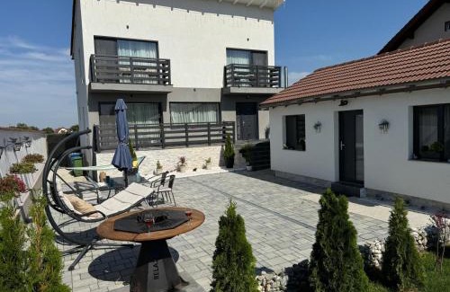 Vladeni Villa | Casa Valentina