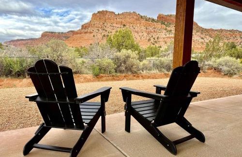 Kanab House | Casa Vermillion Modern Kanab Family Cabin Red Rock Views Near Zion