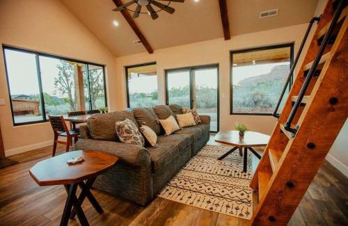 Kanab House | Casa Vermillion Modern Kanab Family Cabin Red Rock Views Near Zion
