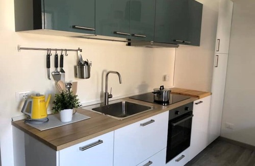 Longa Apartment | Casa Vetrai Overlook Canal in Murano - Venice