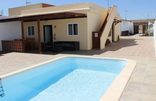 Puerto del Rosario Ski Chalet | Casa Vieja
