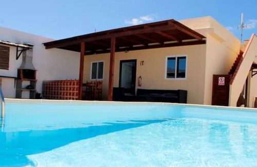 Puerto del Rosario Ski Chalet | Casa Vieja