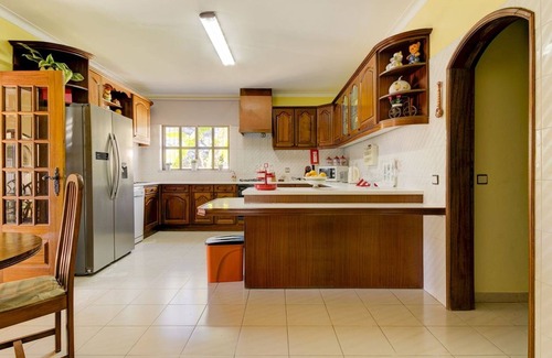Vilamoura Villa | Casa Vilamoura is a lovely 5 bedroom villa with AC and private pool within easy.