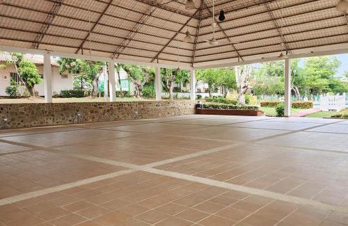 Melgar House | Casa villa con Jacuzzi, tobogán y BBQ