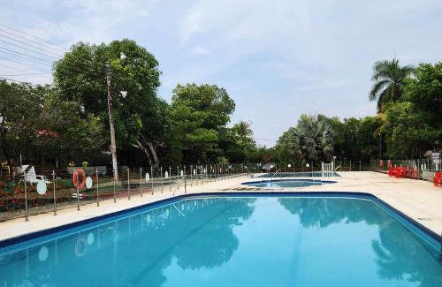 Melgar House | Casa villa con Jacuzzi, tobogán y BBQ