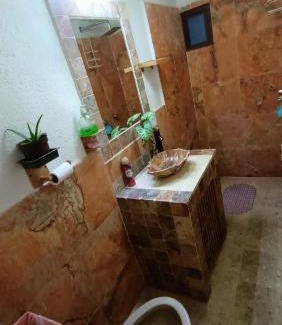 La Capilla House | Casa yuyu