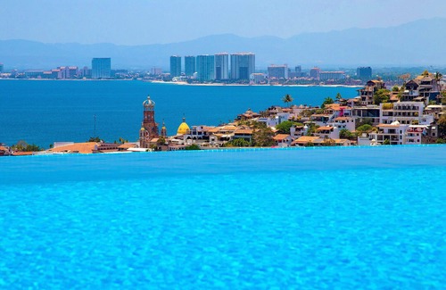 Alta Vista Villa | Casa Yvonneka 13BR in Puerto Vallarta by Personal Villas - Breathtaking Tranquil