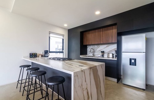 Zapopan House | Casa Zara Summary: La