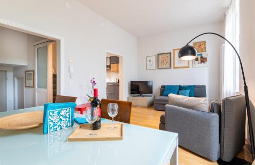 Oltretorrente Apartment | CASA60