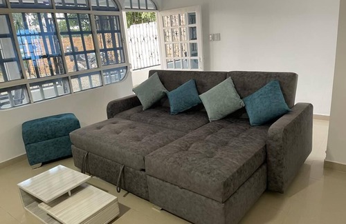 Villavicencio House | Casablanca: Private pool house in Villavicencio