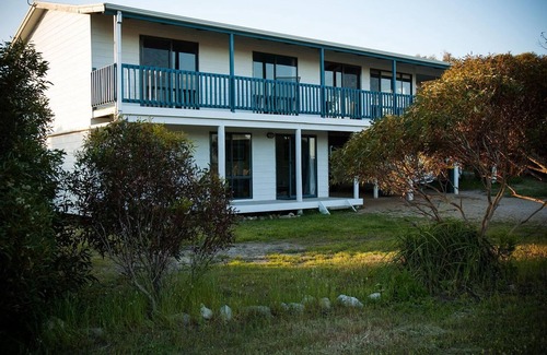 Warrenben House | Casadelmar - Prime Position, With Sea Views