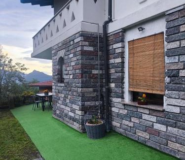 Marone House | CasaDolcelago Marone Villa con Giardino Vista Lago Private Parking