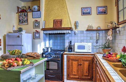 Castel del Piano Villa | Casale Le Conce 6, Emma Villas
