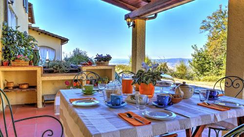 Castel del Piano Villa | CASALE LE CONCE 6, Emma Villas