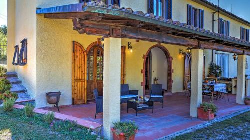 Castel del Piano Villa | CASALE LE CONCE 6, Emma Villas