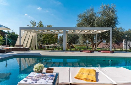 Castel del Piano Villa | CASALE MONTEGIOVI 6, Emma Villas