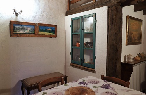 Panicale Villa | Casale Sole e Luna is set in a panoramic position in the beautiful green hills of Umbria, a few kilo