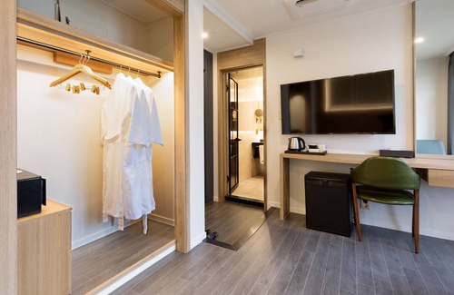 Seogwipo City Hotel | Casaloma Hotel
