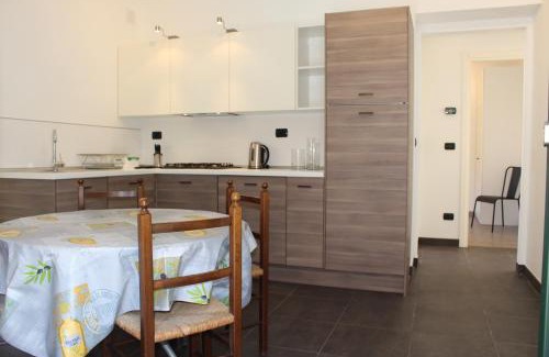 Casarza Ligure Apartment | CASAMIA con giardino