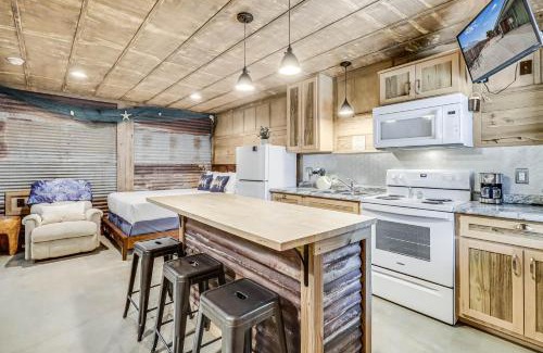 Rockport House | Casas Coastal Experience Cabin B