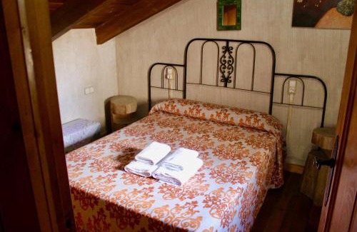Ossa de Montiel House | Casas Rurales con Jacuzzi Quijote y Sancho