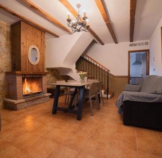 Alcala del Jucar House | Casas Rurales Los Olivos