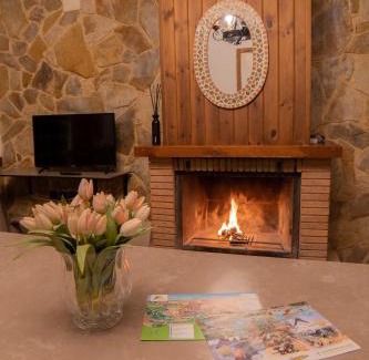 Alcala del Jucar House | Casas Rurales Los Olivos