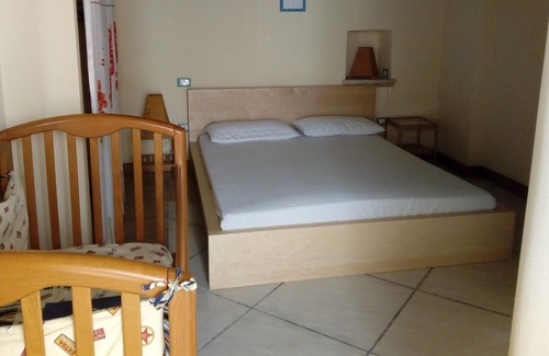 Veglie Apartment | Casavacanze Salento Tito apartment with A/C and Wi-Fi