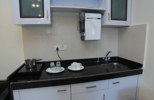 Assagao Apartment | Casavilasa Spacious 2 BHK Family with pool viewnn