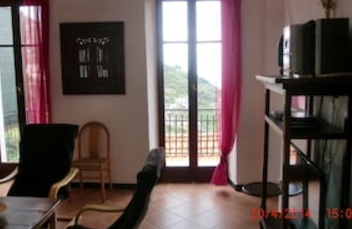 Sanremo Apartment | CasaWitto-1/3-room-apartment/wonderful sea view/4 pers-75sqm/lots of style, comf+charm!