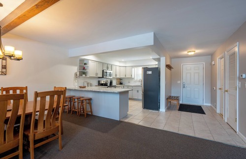 Lake Placid Condo | Cascade Lodge u33 - Walk to village main street