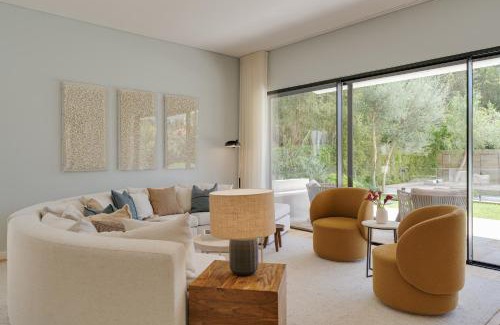 Cascais Villa | Cascais Contemporary Villa by Cadenzalux