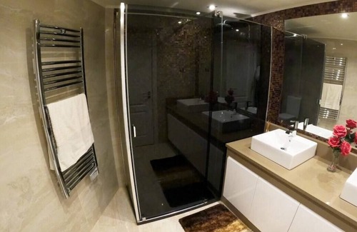 Parede Apartment | Cascais, Fabulous apartment in Luxury Condominium Britannia, Parede, Cascais