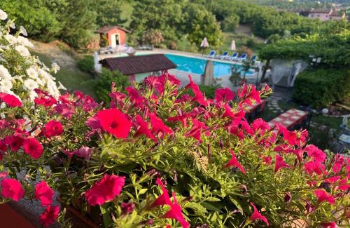 Dogliani Apartment | Cascina Manzo