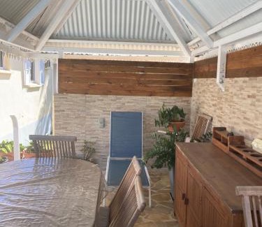Saint-Benoit House | case creole