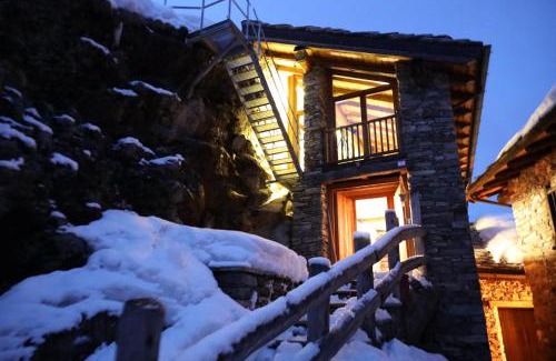 Rhemes-Saint-Georges Apartment | Case Gran Paradiso di Charme Villaggio La Barmaz