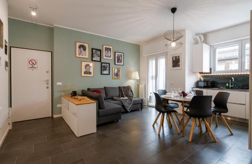 Cernusco sul Naviglio Apartment | Case Ospitali - Casa Cinema, bilocale a 100 mt dalla metro per 5 - NO LIFT