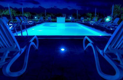 Piana Calzata House | Case Vacanze Mare Nostrum - Villas in front of the Beach with Pool