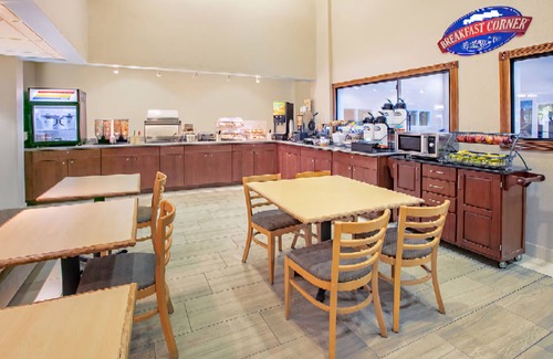 Roswell Hotel | CASH REWARDS INN & SUITES