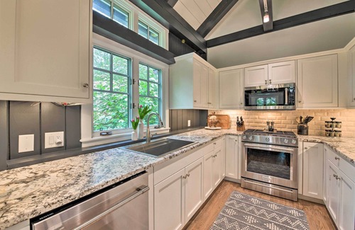 Cashiers House | Cashiers Getaway w/Decks & Golf Course Views