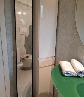 Sovicille House | Casina gialla